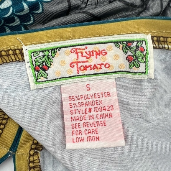 Flying Tomato Geometric Deep V Neck Mini Cinched Waist Dress Size Small Women’s - Picture 2 of 4